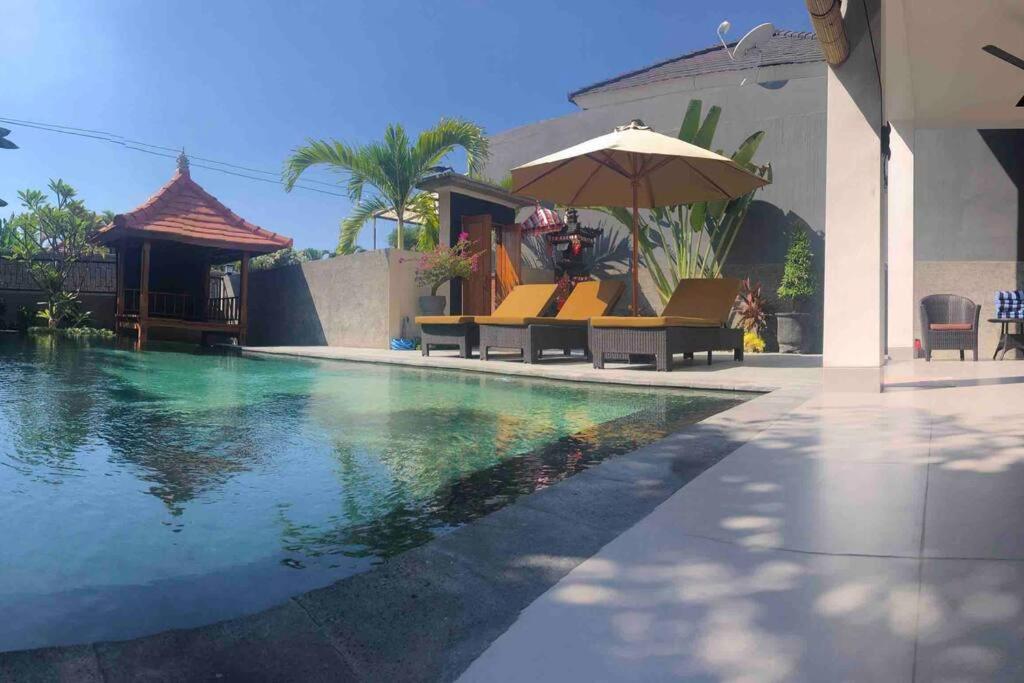 Villa Royal Singaraja Esterno foto
