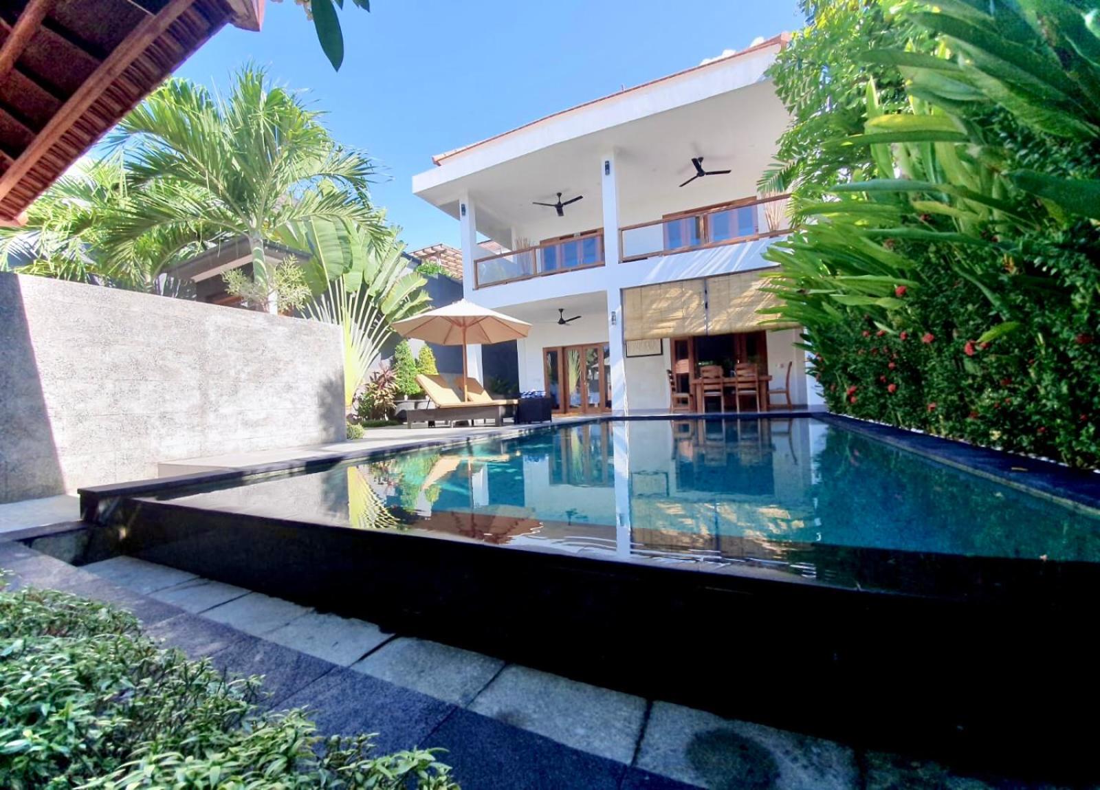 Villa Royal Singaraja Esterno foto